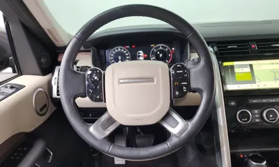 Land Rover Discovery 2019, 86603 км, за 21793.36 USD - фото 13