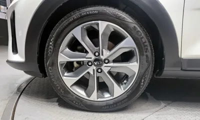 Kia Stonic 2018, 119729 км, за 5222.11 USD