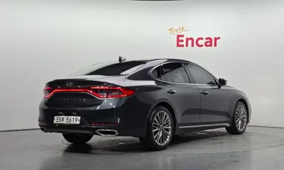 Hyundai Grandeur 2018, 38128 км, за 11709.61 USD