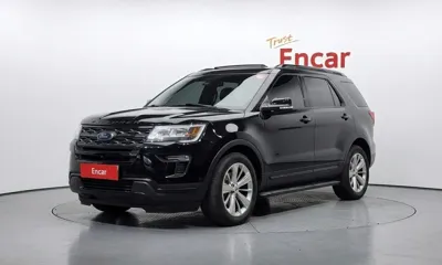 Ford Explorer · 2018 год