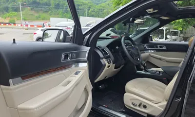 Ford Explorer 2018, 107028 км, за 10401.09 USD - фото 10