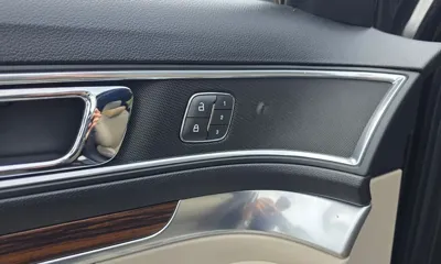 Ford Explorer 2018, 107028 км, за 10401.09 USD - фото 27