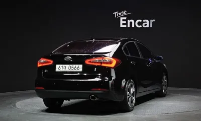 Kia K3 2015, 156552 км, за 4729.37 USD