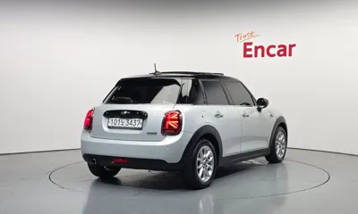 MINI Cooper 2020, 88840 км, за 10097.73 USD