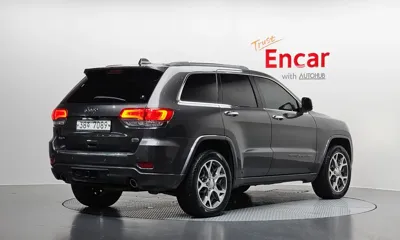 Jeep Cherokee 2019, 128864 км, за 11181.17 USD