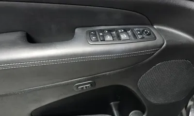 Jeep Cherokee 2019, 128864 км, за 11181.17 USD - фото 19