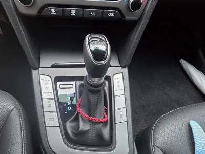 Hyundai Avante 2017, 136000 км, за 4647.99 USD - фото 14