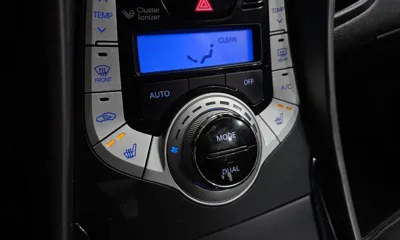 Hyundai Avante 2011, 148097 км, за 1916.98 USD - фото 16