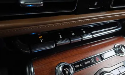 Lincoln Aviator 2021, 123121 км, за 18084.85 USD - фото 9