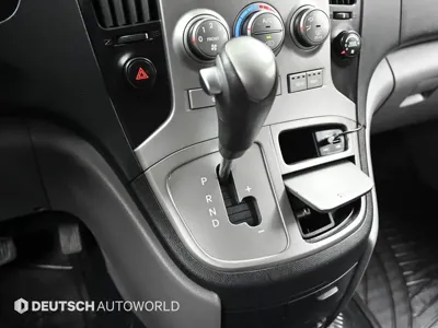 Hyundai Starex 2015, 171409 км, за 5404.7 USD - фото 9