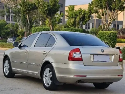 Skoda Octavia 2014, 130000 км, за 2465.01 USD