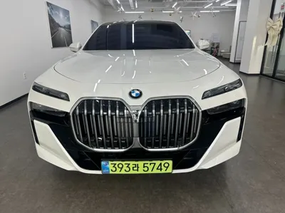 BMW 7-Series 2025, 1070 км, за 54358.33 USD