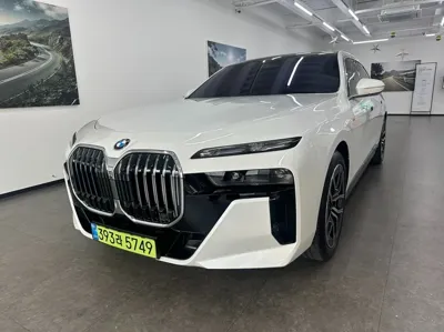 BMW 7-Series 2025, 1070 км, за 54358.33 USD