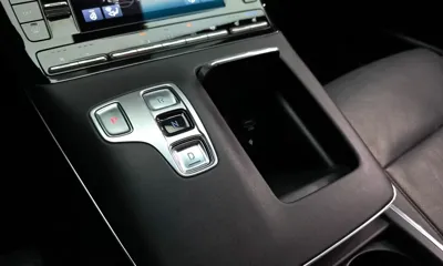 Hyundai Grandeur 2020, 85672 км, за 14065.24 USD - фото 9