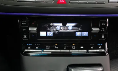 Hyundai Grandeur 2020, 85672 км, за 14065.24 USD - фото 17