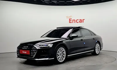 Audi A8 · 2021 год