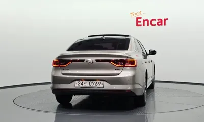 Renault-KoreaSamsung SM6 2016, 148235 км, за 3250.82 USD