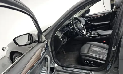 BMW 5-Series 2022, 76982 км, за 22671.02 USD - фото 10