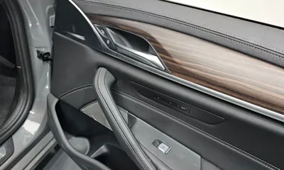 BMW 5-Series 2022, 76982 км, за 22671.02 USD - фото 32