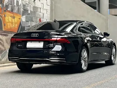 Audi A7L 2025, 13000 км, за 43234.83 USD