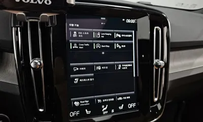 Volvo XC40 2021, 39468 км, за 22252.86 USD - фото 17