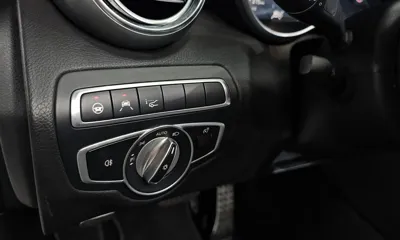 Mercedes-Benz C-Class 2023, 102066 км, за 20933.44 USD - фото 19