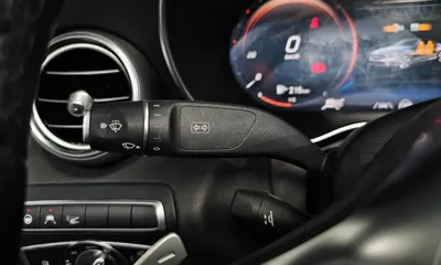 Mercedes-Benz C-Class 2023, 102066 км, за 20933.44 USD - фото 20