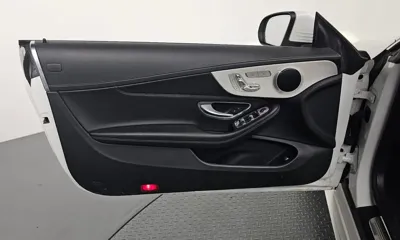 Mercedes-Benz C-Class 2023, 102066 км, за 20933.44 USD - фото 24