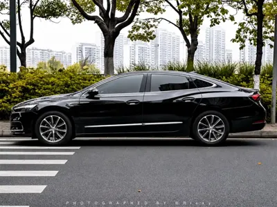 Buick LaCrosse 2022, 80000 км, за 13654.83 USD