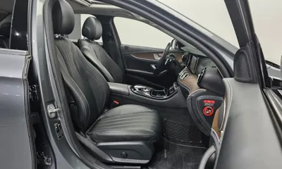 Mercedes-Benz E-Class 2018, 101416 км, за 14535.97 USD - фото 11