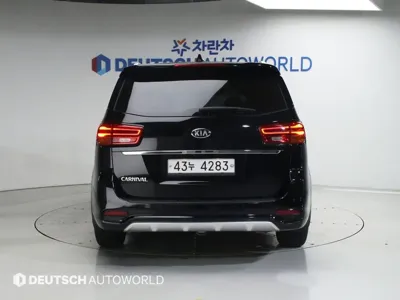 Kia Canival 2019, 152613 км, за 7942.76 USD