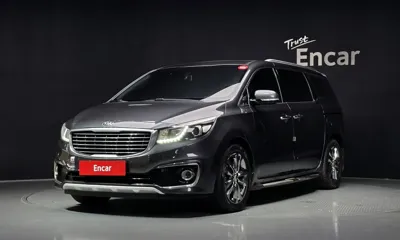 Kia Canival · 2017 год