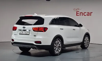 Kia Sorento 2018, 43806 км, за 14431.51 USD