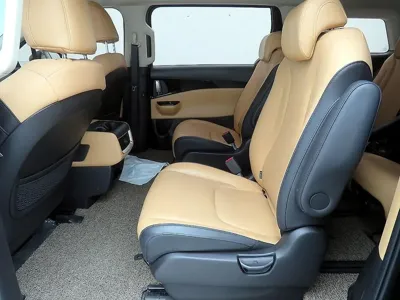 Kia Canival 2023, 121654 км, за 12669.03 USD - фото 8