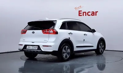 Kia Niro 2017, 140371 км, за 7150.75 USD