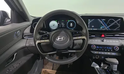 Hyundai Avante 2024, 39385 км, за 15042.03 USD - фото 13