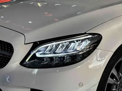 Mercedes-Benz C-Class 2020, 60000 км, за 18834.24 USD
