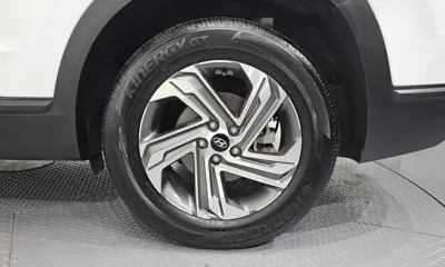 Hyundai Santafe 2023, 66652 км, за 16345.02 USD