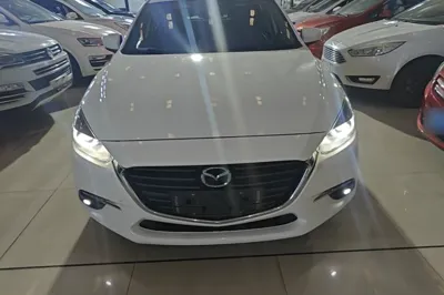 Mazda Mazda 3 Axela 2017, 96500 км, за 7745 USD