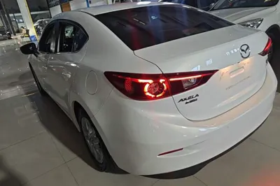 Mazda Mazda 3 Axela 2017, 96500 км, за 7745 USD