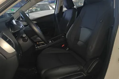 Mazda Mazda 3 Axela 2017, 96500 км, за 7745 USD - фото 17