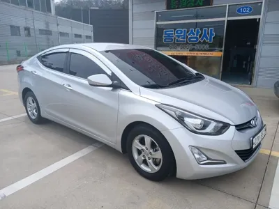 Hyundai Avante 2015, 110807 км, за 4104.24 USD