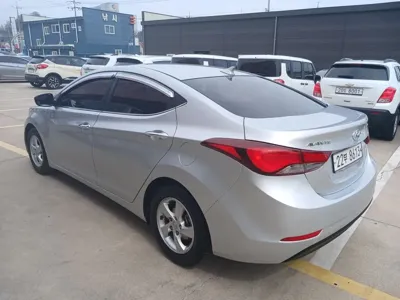 Hyundai Avante 2015, 110807 км, за 4104.24 USD - фото 6