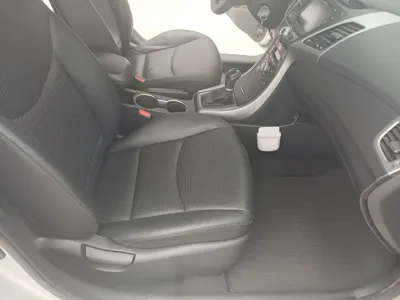 Hyundai Avante 2015, 110807 км, за 4104.24 USD - фото 9