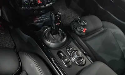 MINI Clubman 2023, 32115 км, за 18208.45 USD - фото 9