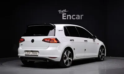 Volkswagen Golf 2015, 157993 км, за 6897 USD