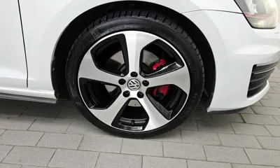 Volkswagen Golf 2015, 157993 км, за 6897 USD