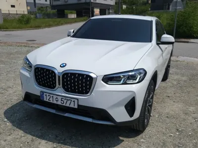 BMW X4 2025, 1300 км, за 23442.35 USD