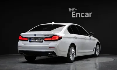 BMW 5-Series 2023, 28340 км, за 25222.64 USD