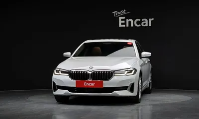 BMW 5-Series 2023, 28340 км, за 25222.64 USD